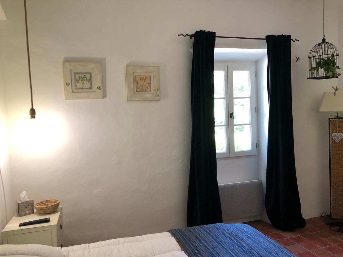 Bed and Breakfast Montjoia Л'Иль-сюр-ла-Сорг Экстерьер фото