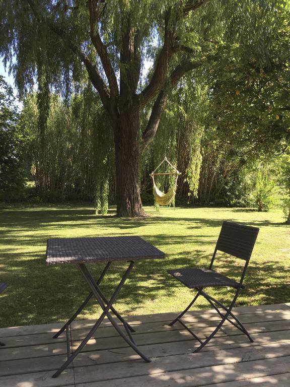 Bed and Breakfast Montjoia Л'Иль-сюр-ла-Сорг Экстерьер фото